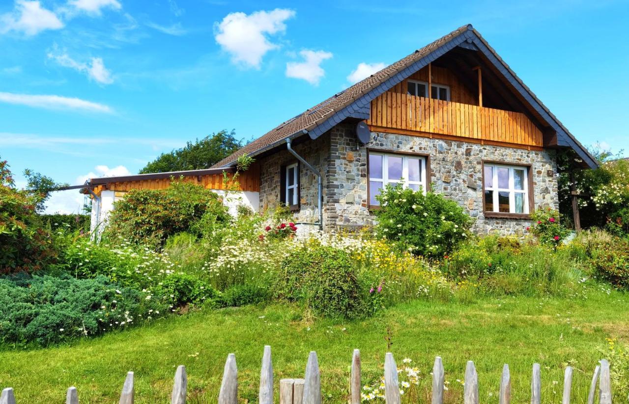 Ferienhaus Eifelrose 锡默拉特 外观 照片